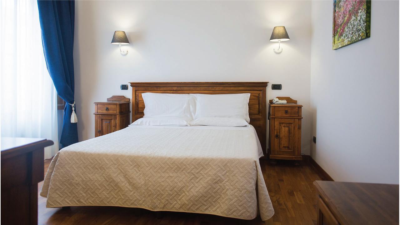 Hotel La Piazzetta Кастелламмаре-дель-Голфо Экстерьер фото