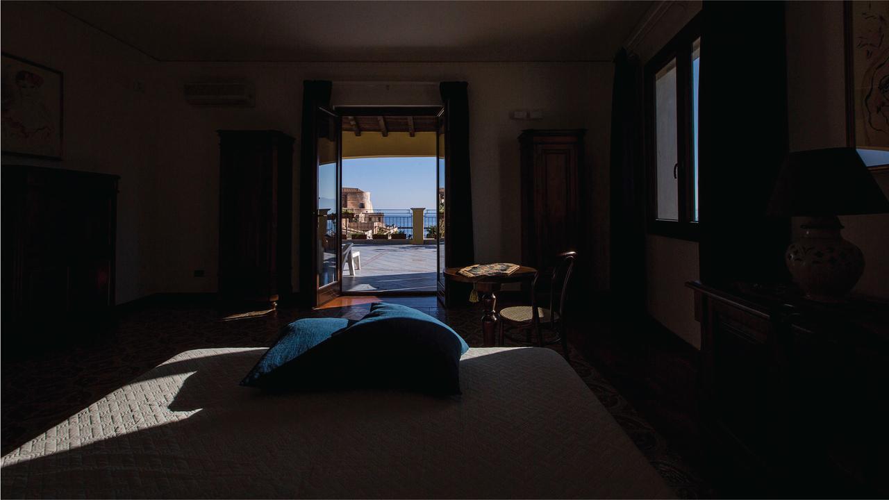 Hotel La Piazzetta Кастелламмаре-дель-Голфо Экстерьер фото