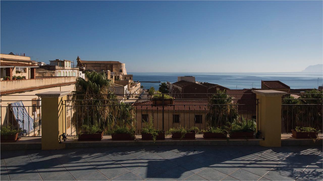 Hotel La Piazzetta Кастелламмаре-дель-Голфо Экстерьер фото